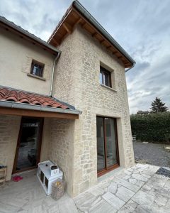 Façade imitation pierre
