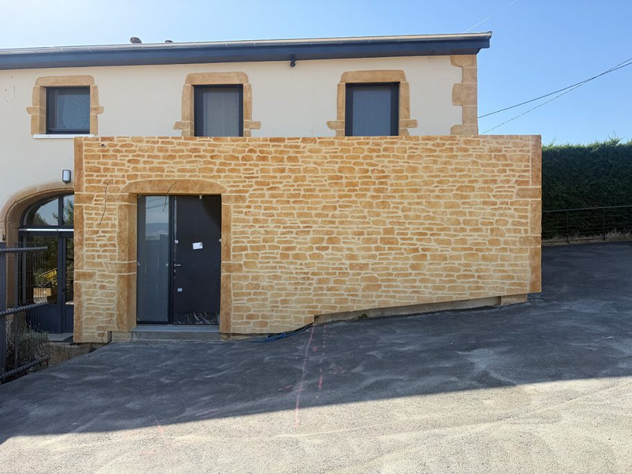 Façade Beaujolais 69